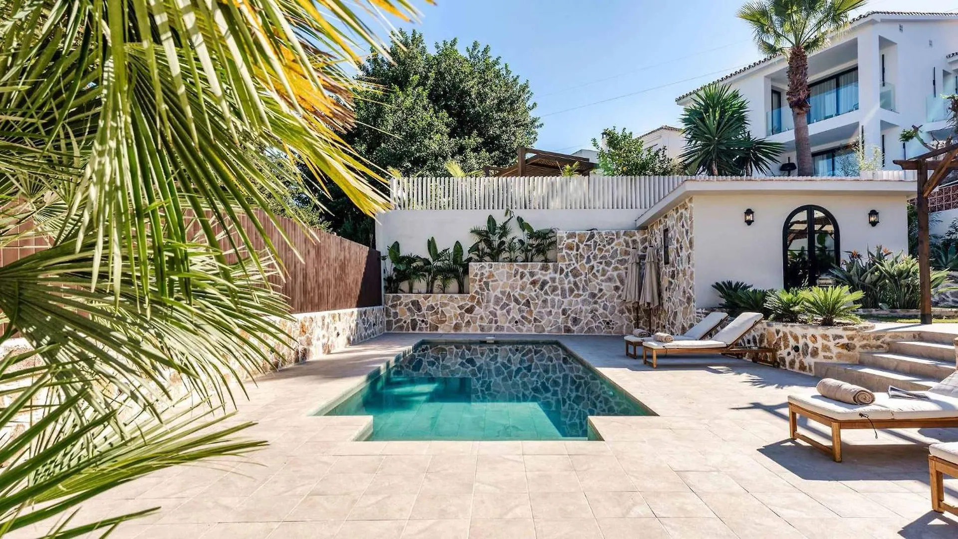 Villa Jazmine Exquisite Oasis Nuva Andalucia Marbella 0*,