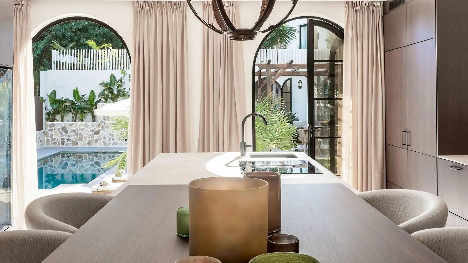 Villa Jazmine Exquisite Oasis Nuva Andalucia Marbella