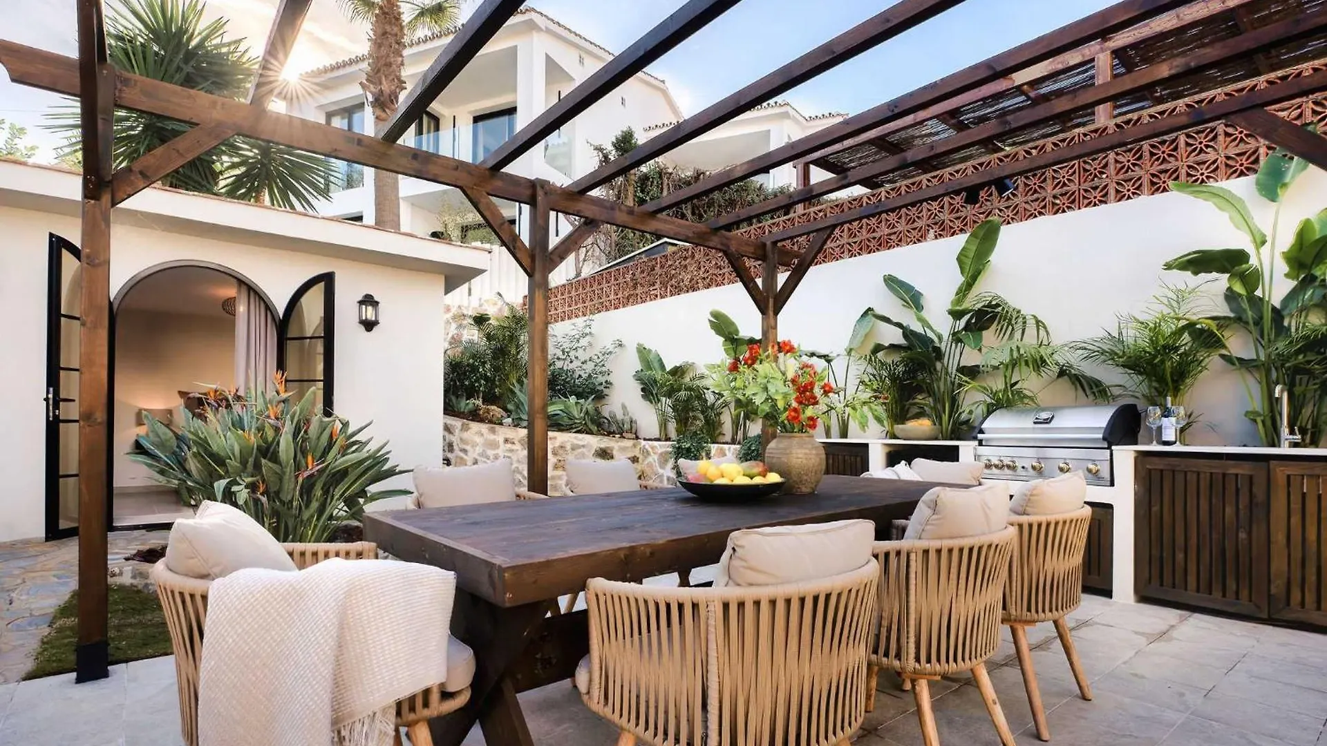 Villa Jazmine Exquisite Oasis Nuva Andalucia Marbella